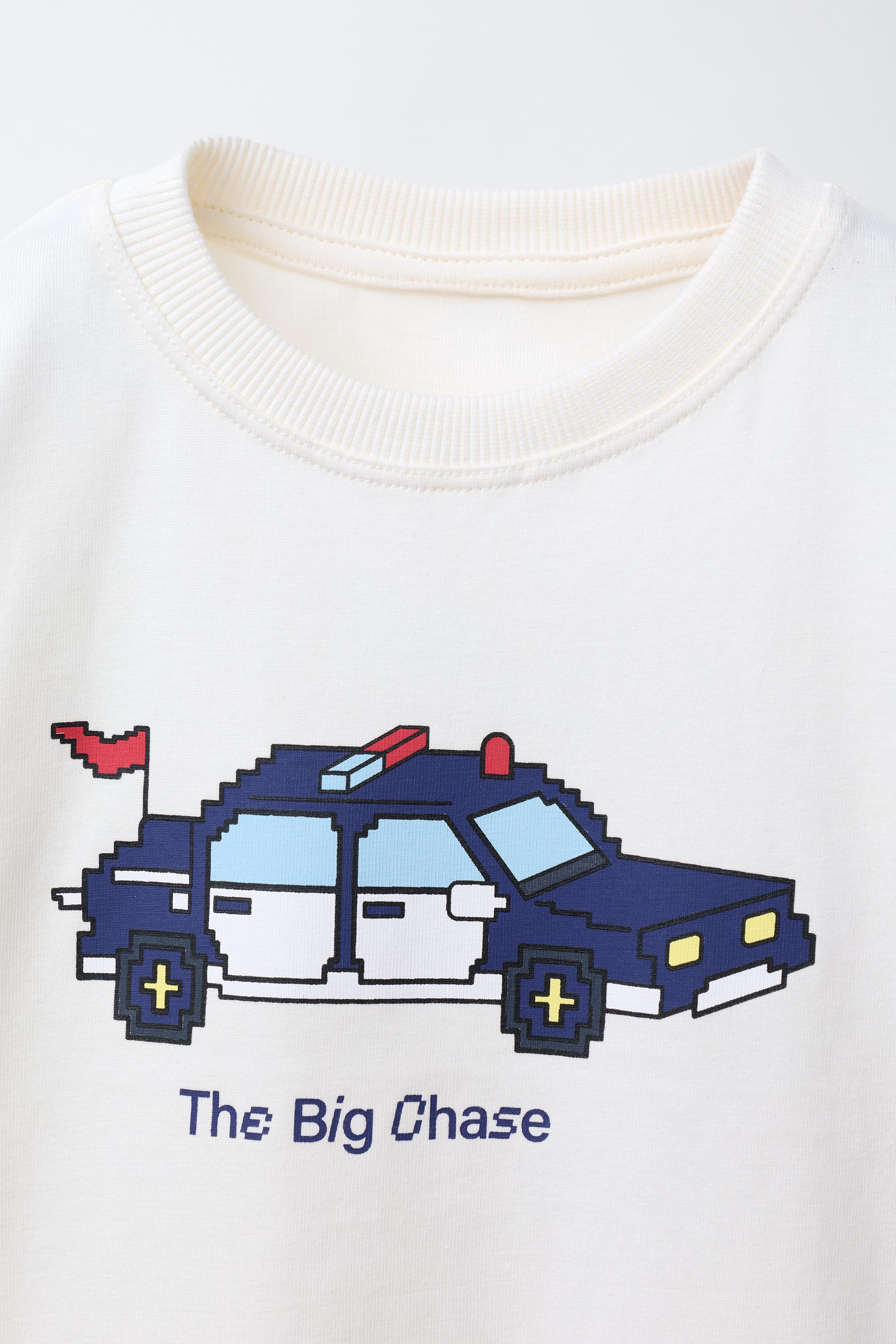 CAMISETA COM ESTAMPA DE VEÍCULO EM PIXELS - Cru | ZARA Brasil