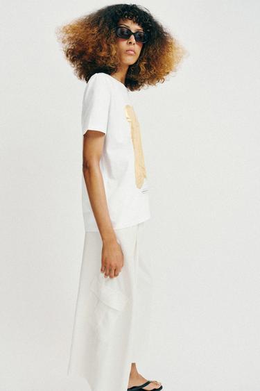 METALLIC SHORT SLEEVE T-SHIRT - Golden by Zara - Image 2