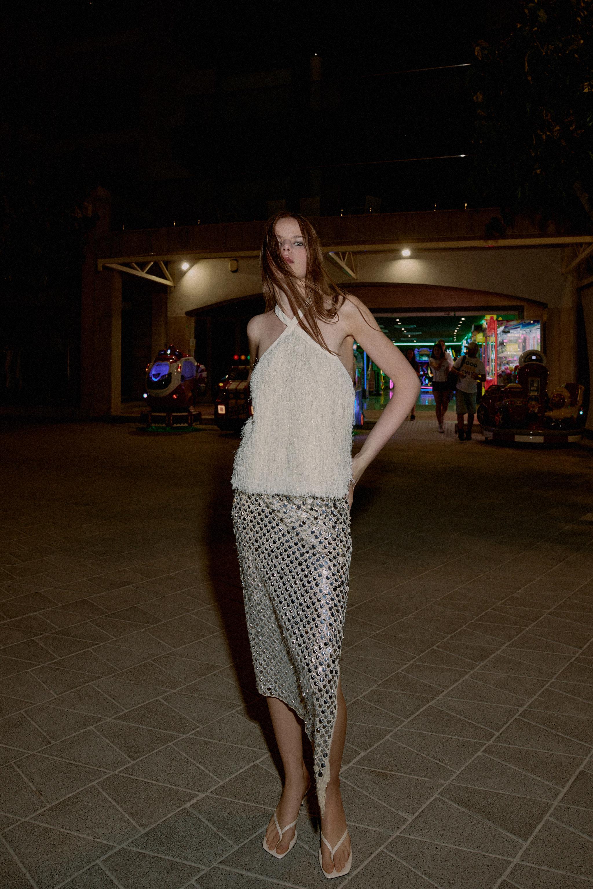 HALTER TOP WITH FEATHERS AND METALLIC THREAD — Ecru