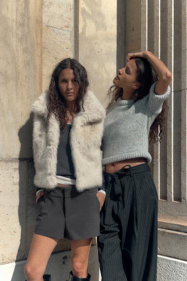 FAUX FUR GILET - Light beige by Zara