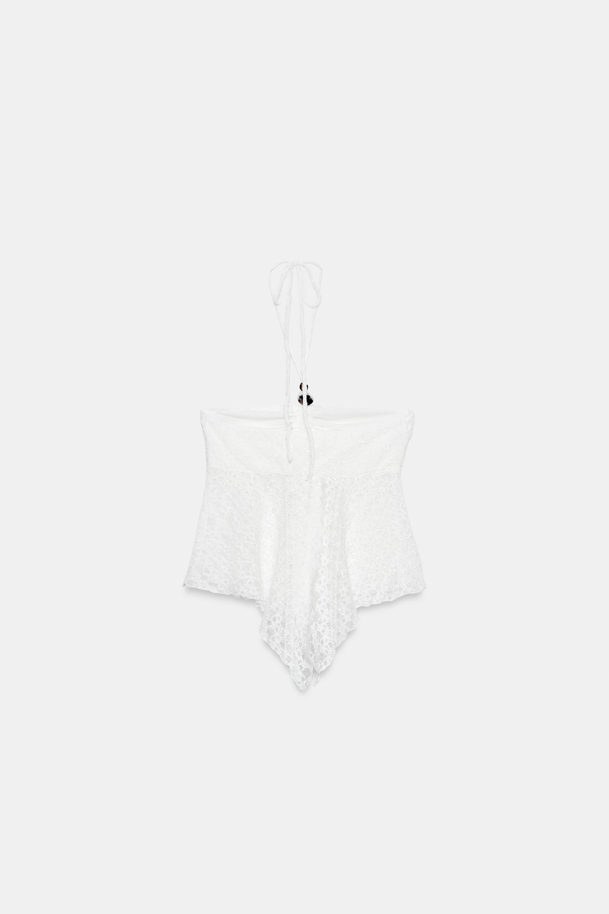SCALLOPED LACE TOP