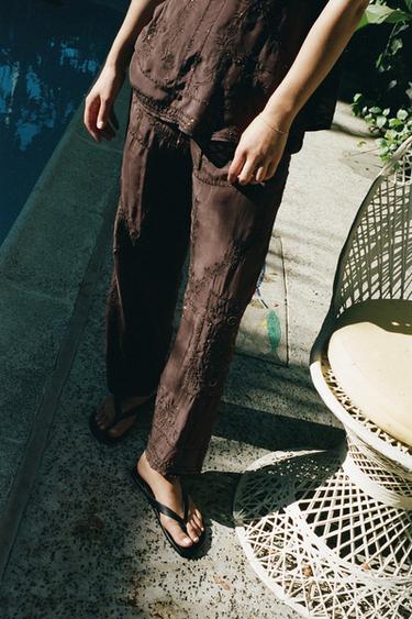 PANTALON BRODERIES ET FANTAISIES - Marron de Zara - Image 2