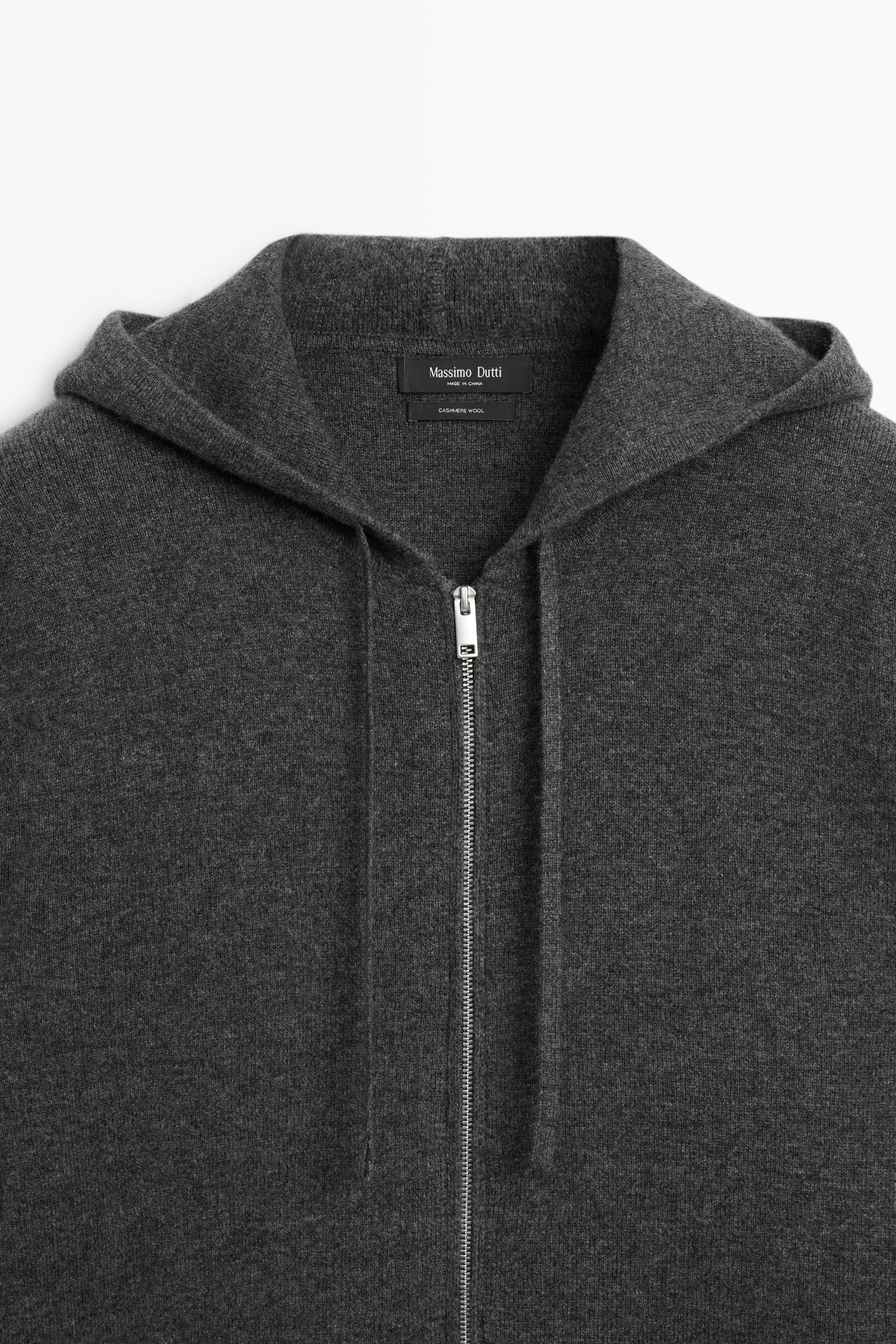 Cardigan en maille à capuche avec cachemire