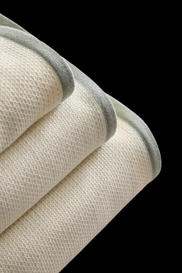 BADEHANDTUCH STRUKTUR STEPPSTICH - Blau / Grün von Zara