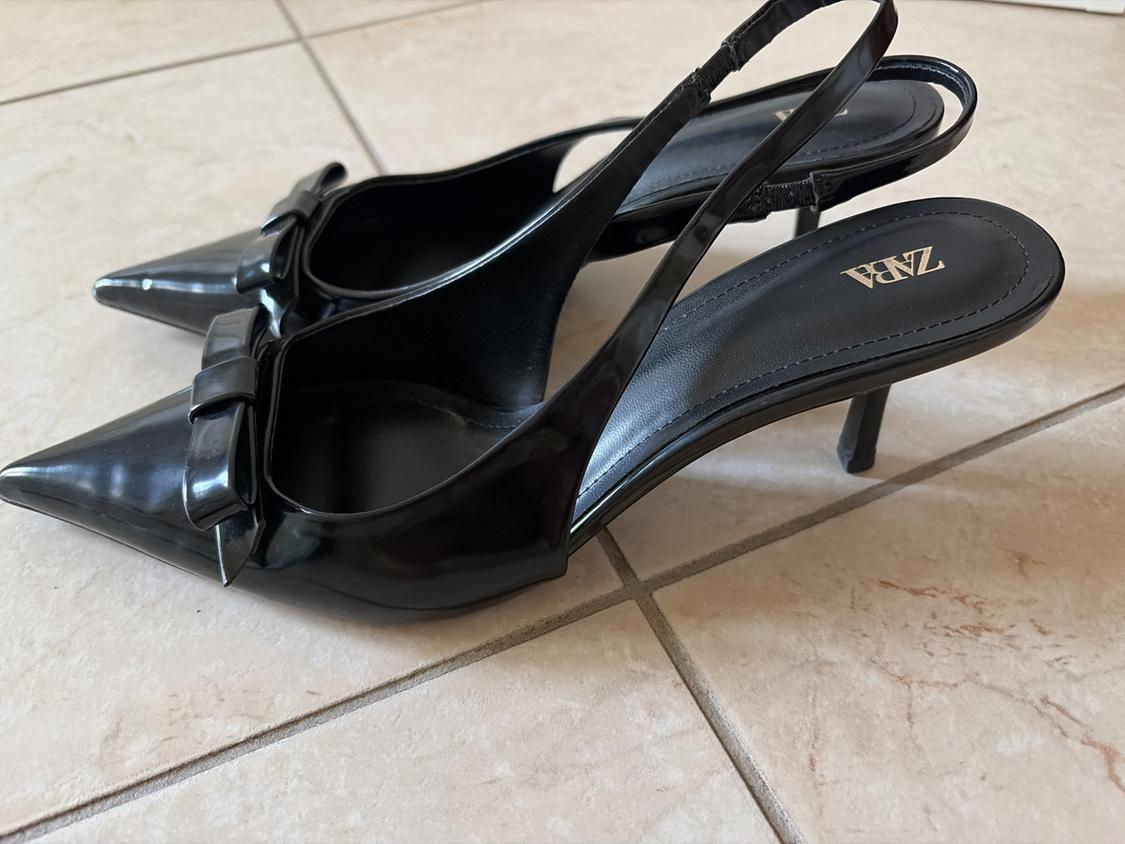 SLINGBACK NERE CON FIOCCO - Image 2