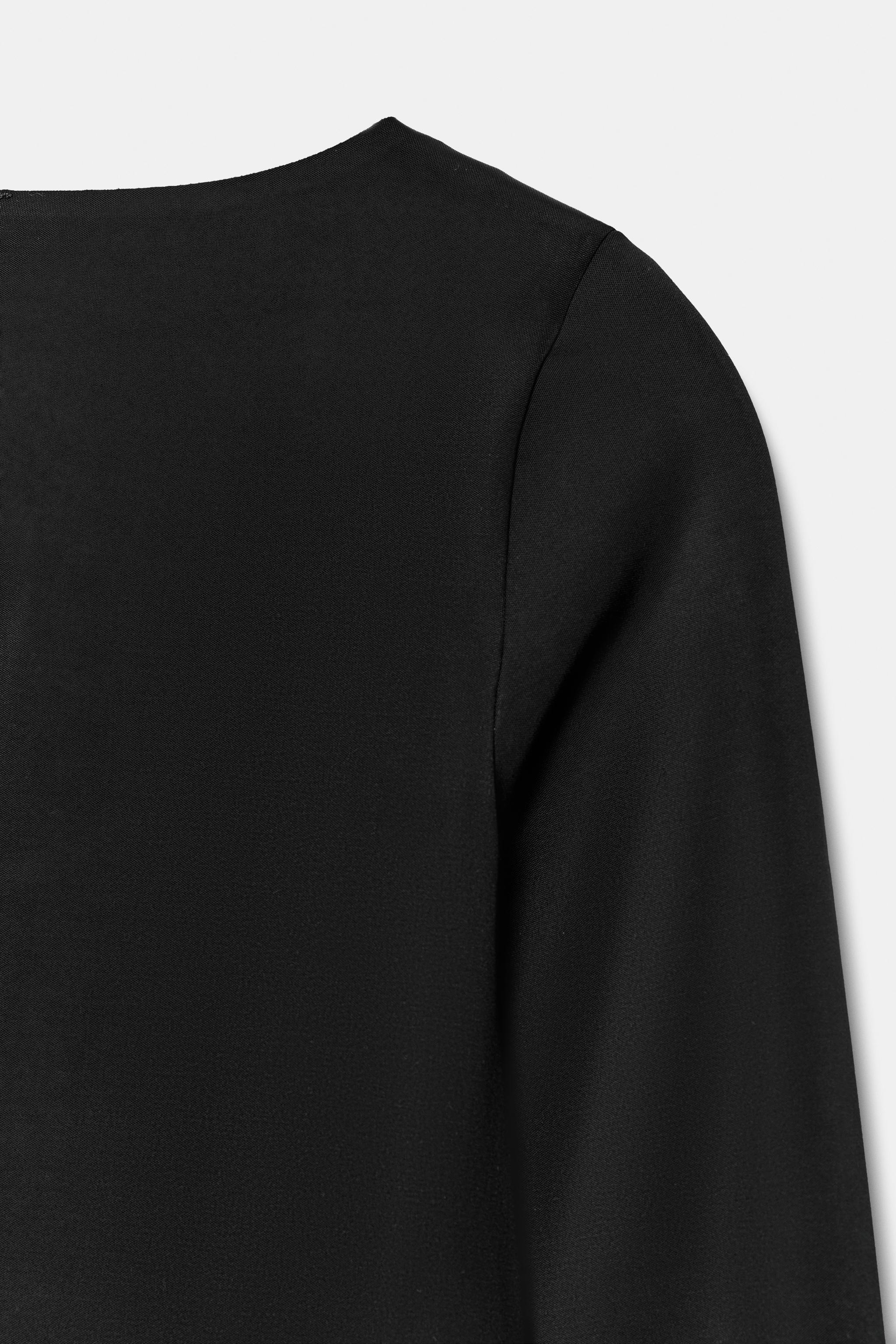 SCOOP-NECK BODYSUIT