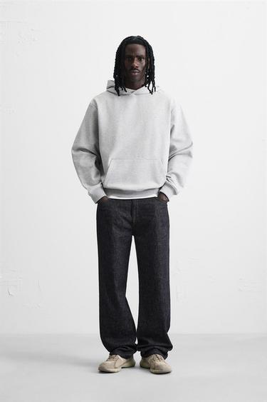{navn} - {farge} for Zara