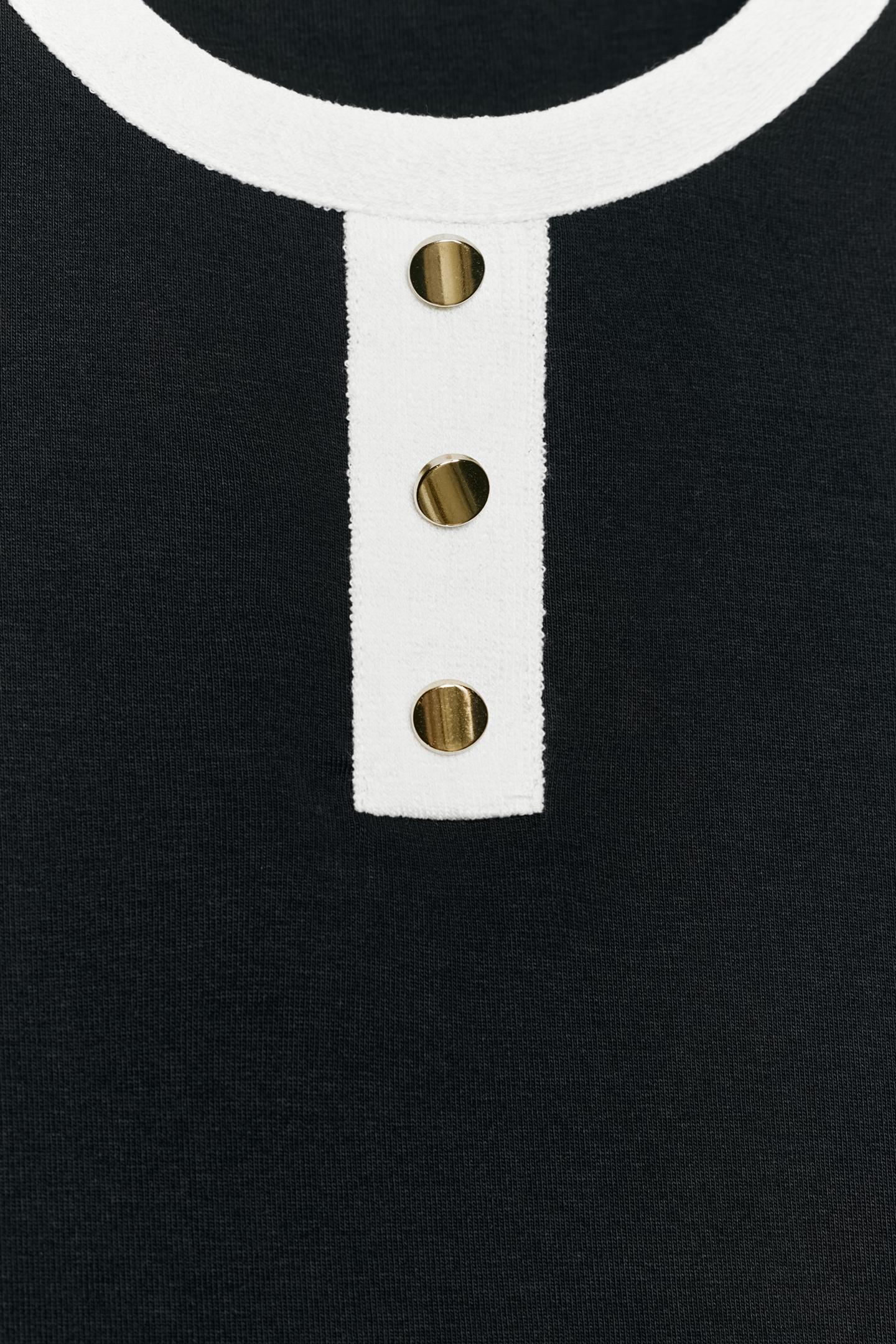 Женская футболка Zara Contrast Button, цвет: Чёрный — фото 8