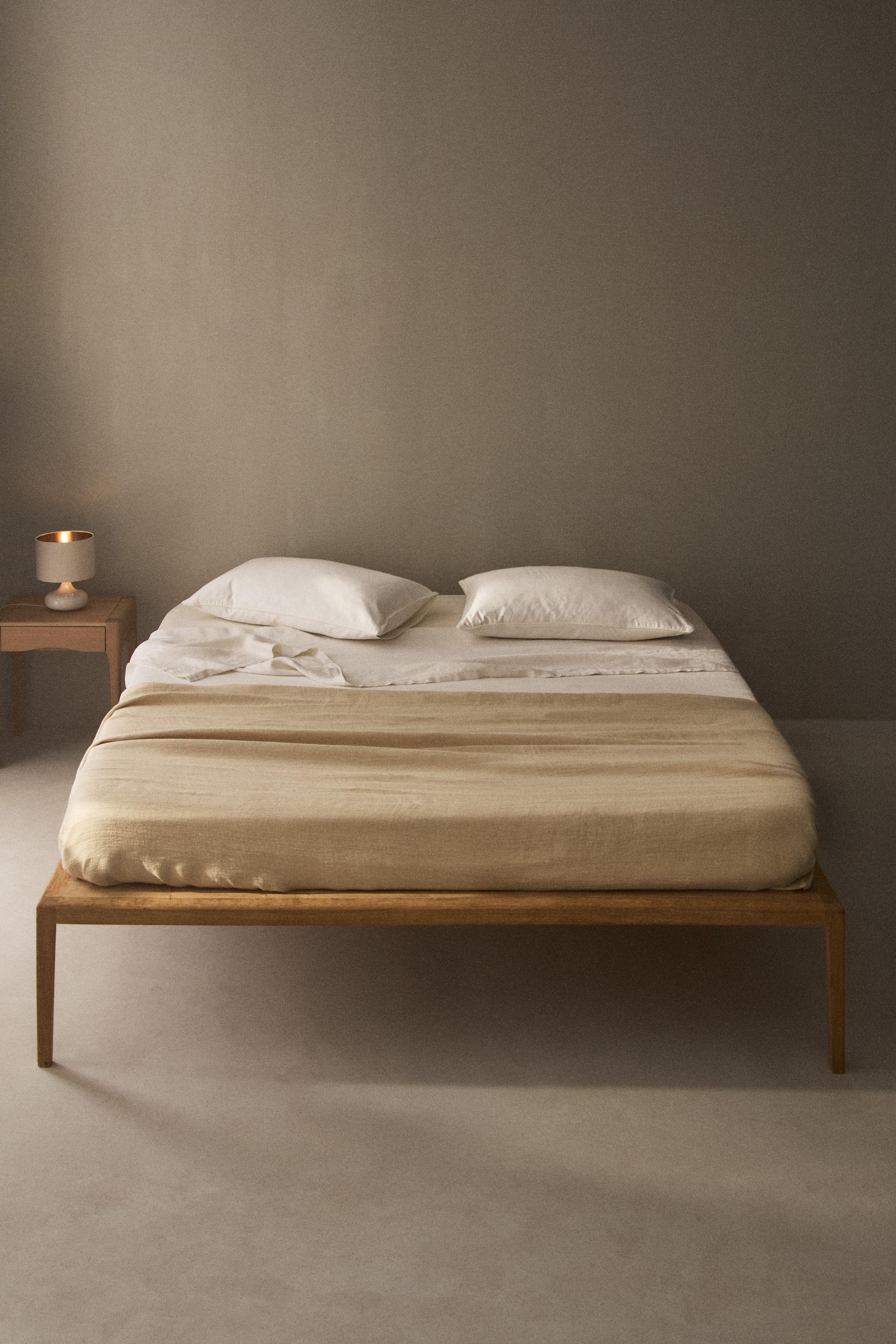WOODEN BED FRAME — Light beige
