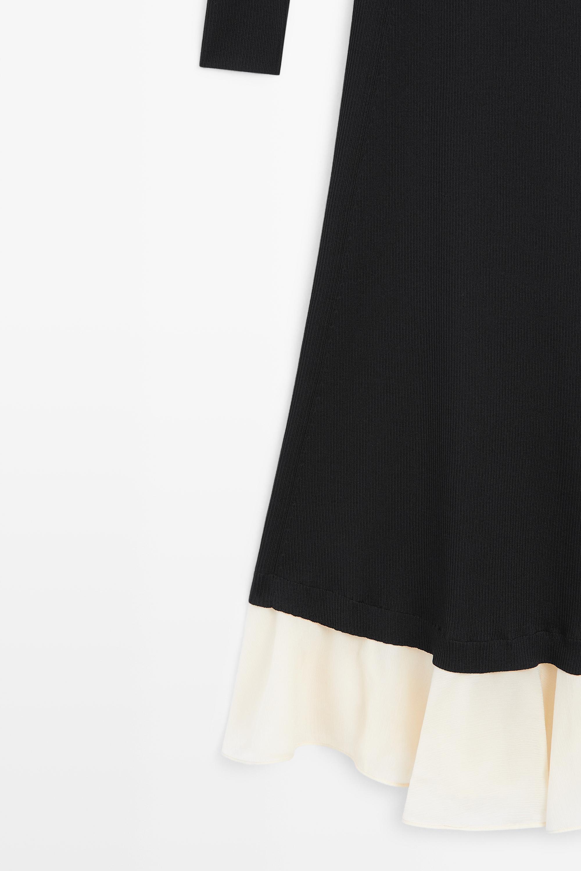 Midi dress with long sleeve and contrast detail