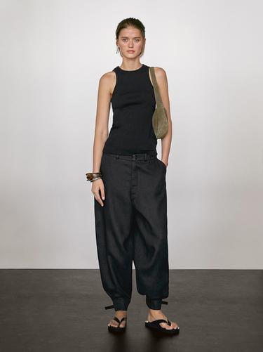 Top à encolure américaine en coton mélangé - Noir de Zara