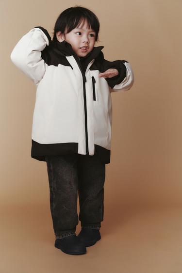 耐水・防風カラーブロックジャケットブラック/エクリュZaraの耐水・防風カラーブロックジャケット - ブラック/エクリュ 