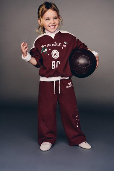 RAISED EMBROIDERY SWEATSHIRT - Burgundy by Zara