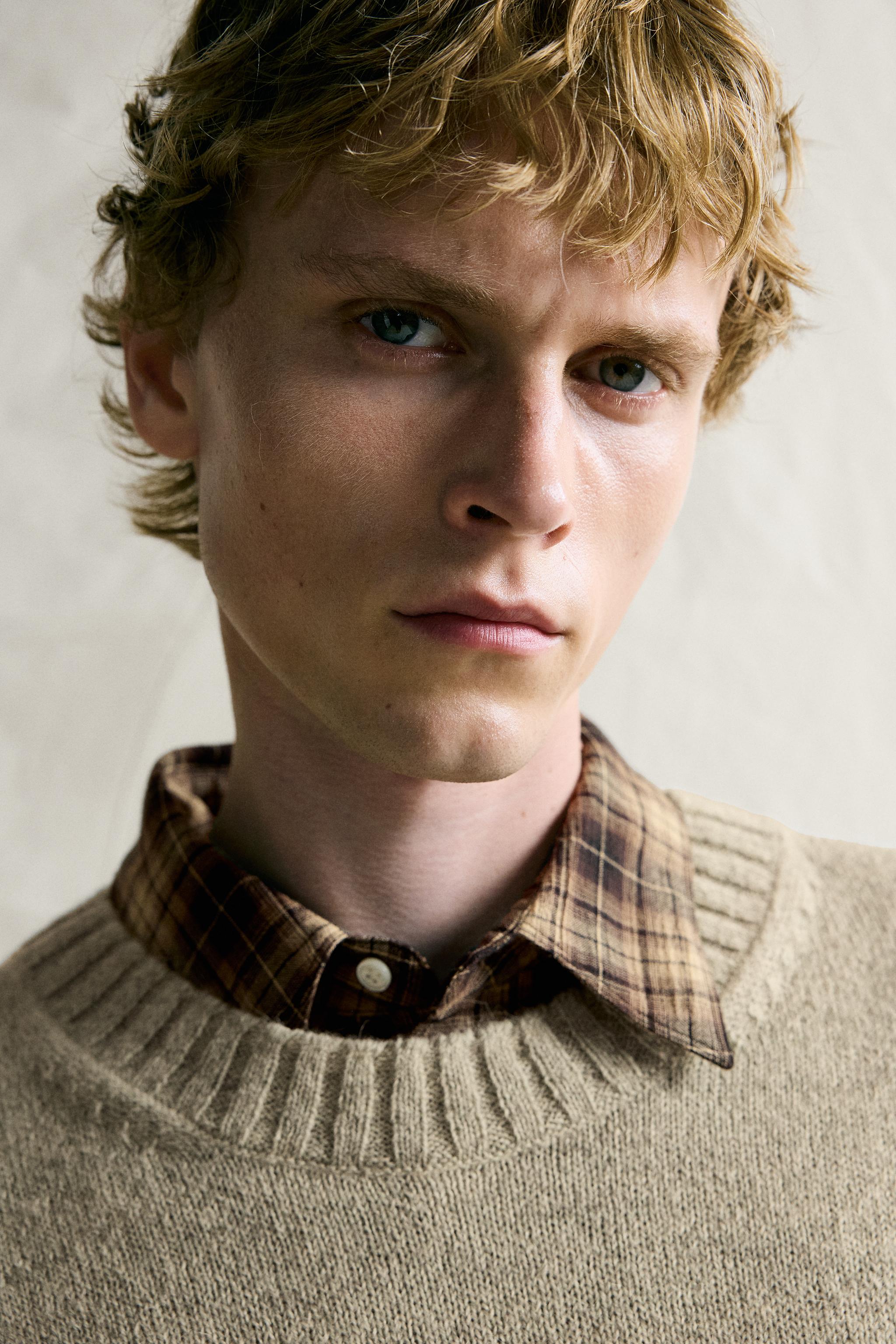 TEXTURED TWIST CABLE SWEATER