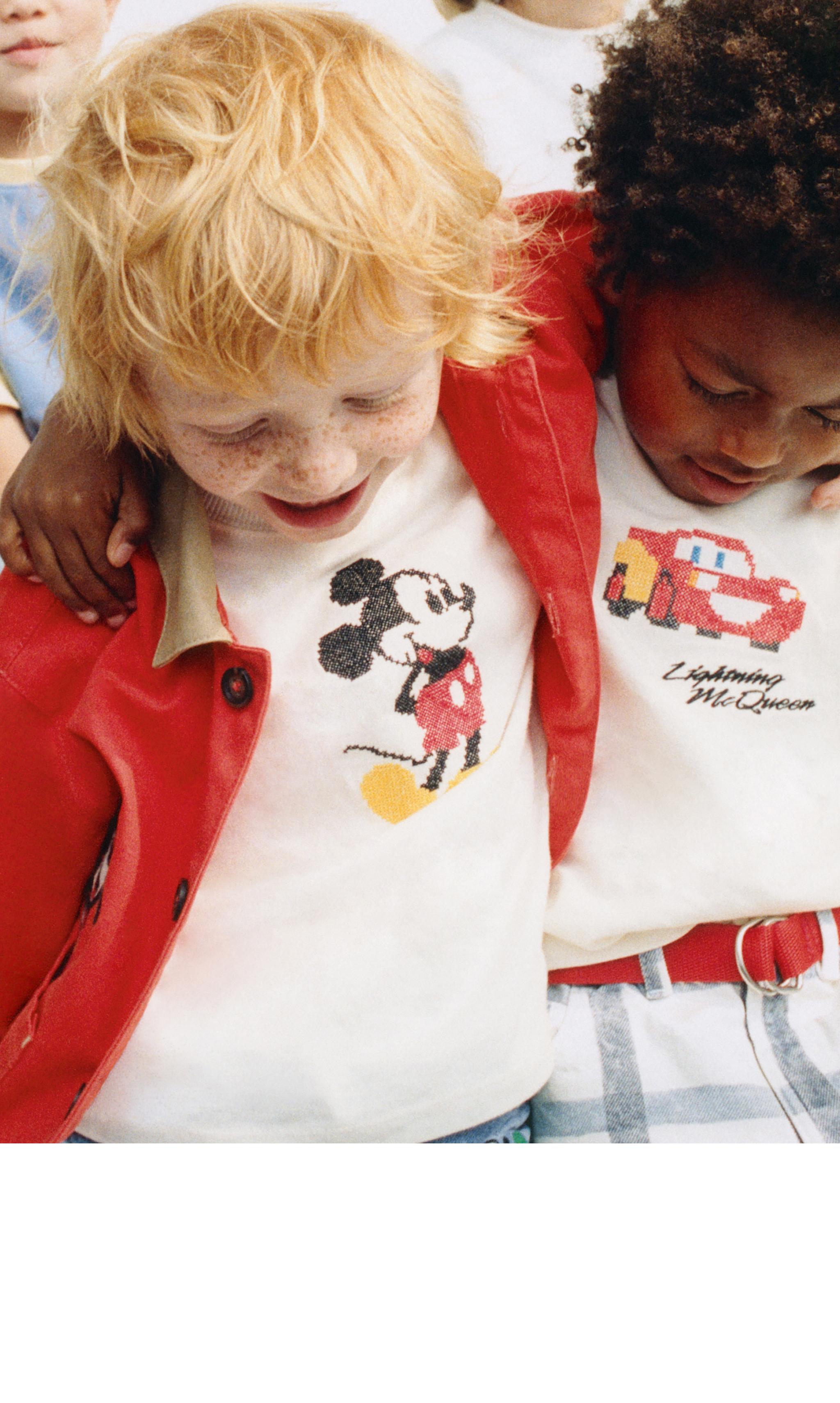 Disney Zara ミッキー マフラー　ザラ　限定 キャラクター | ライセンス Disney | ZARA 日本