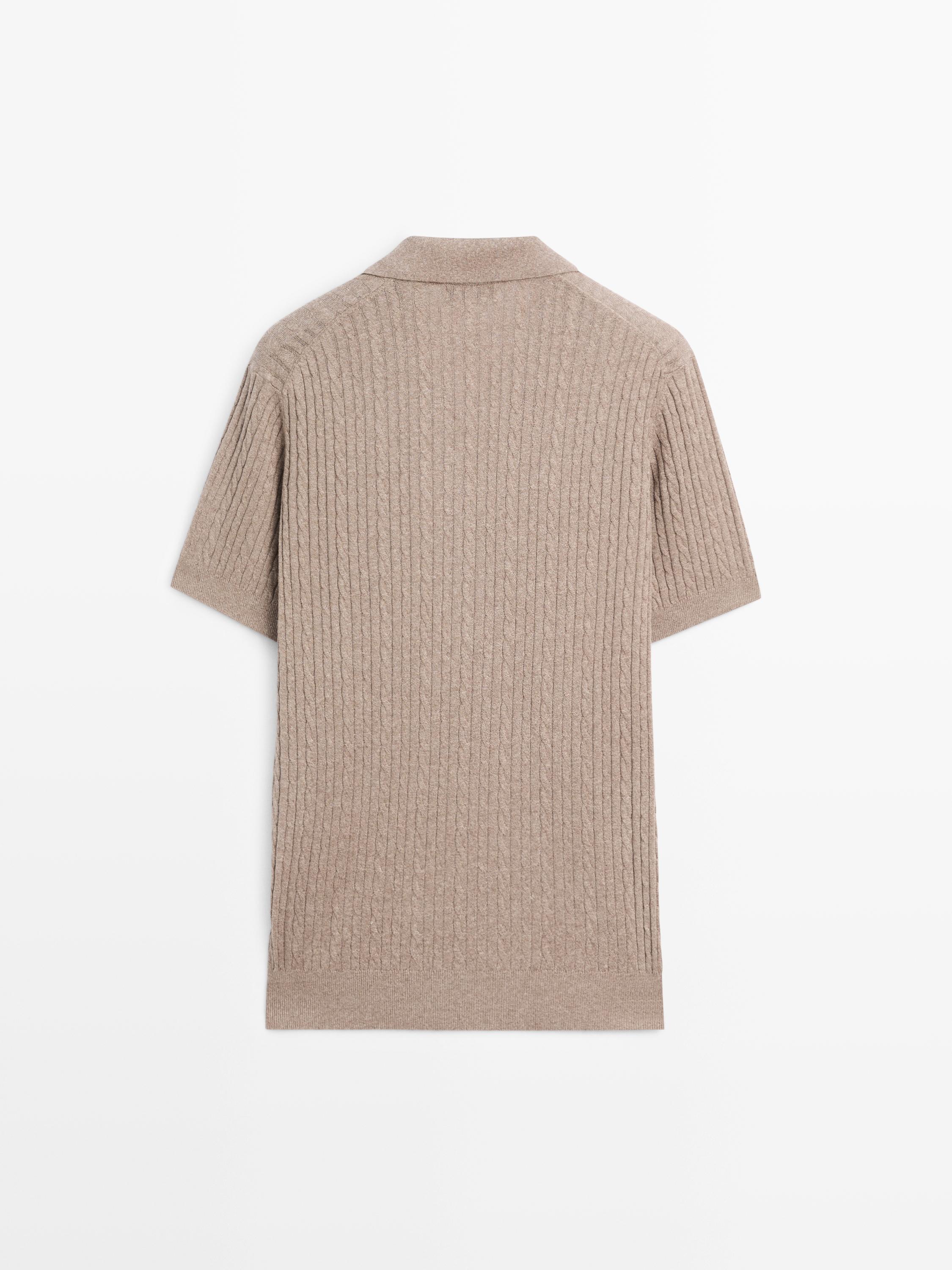 Short sleeve knit polo shirt with cable-knit detail