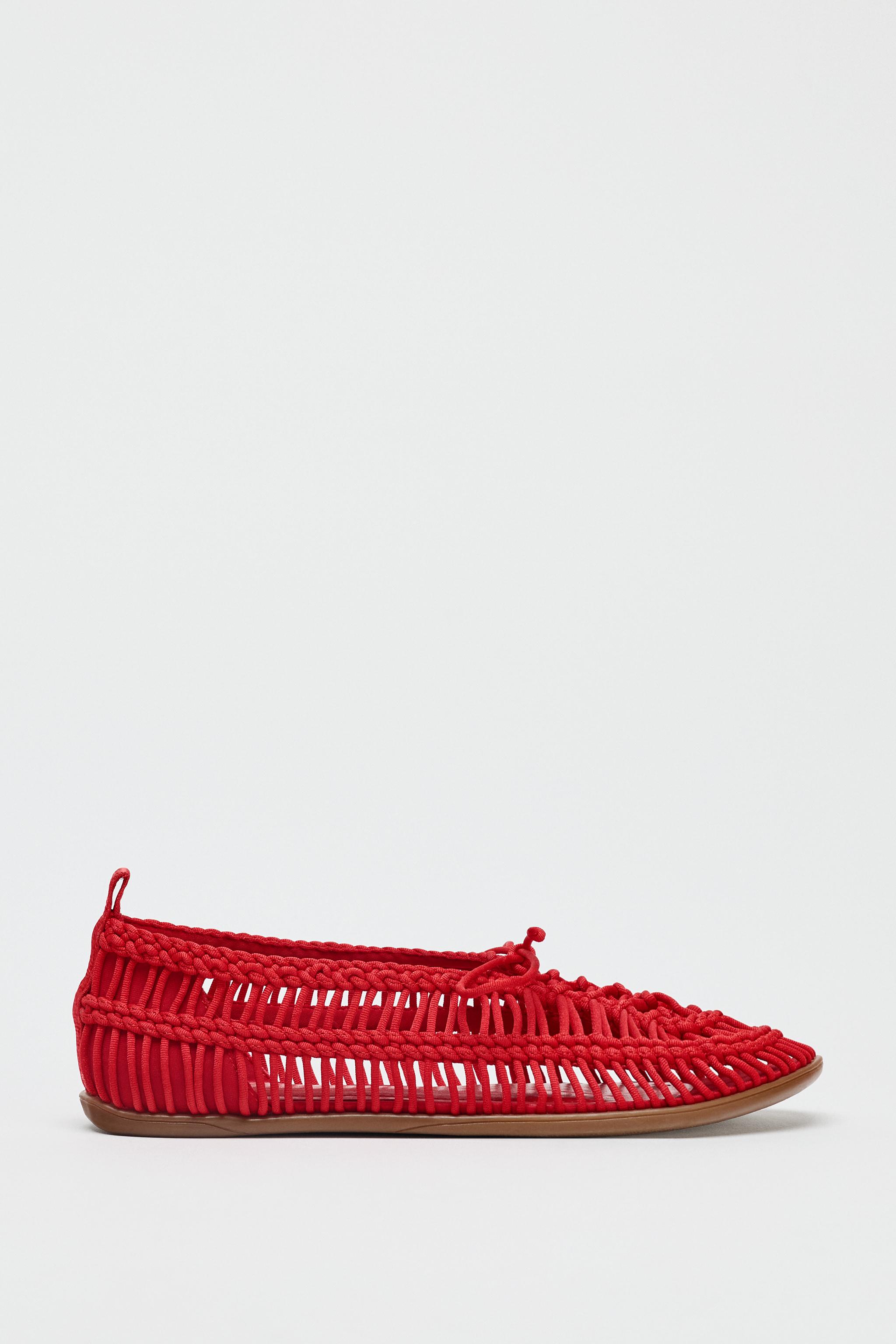 BRAIDED SHOES WITH LACES