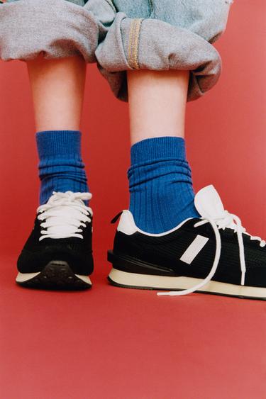 SPORTSKO I RUSKIND - Sort fra Zara