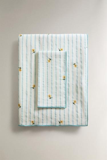 Zara STRIPED TABLECLOTH WITH FLORAL EMBROIDERY - Blue