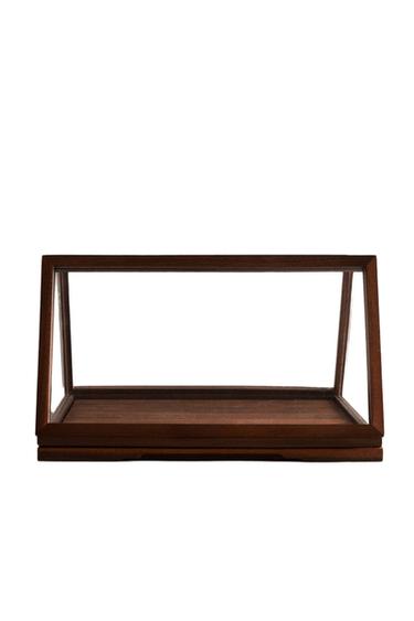 DISPLAY AUS HOLZ - Transparent von Zara