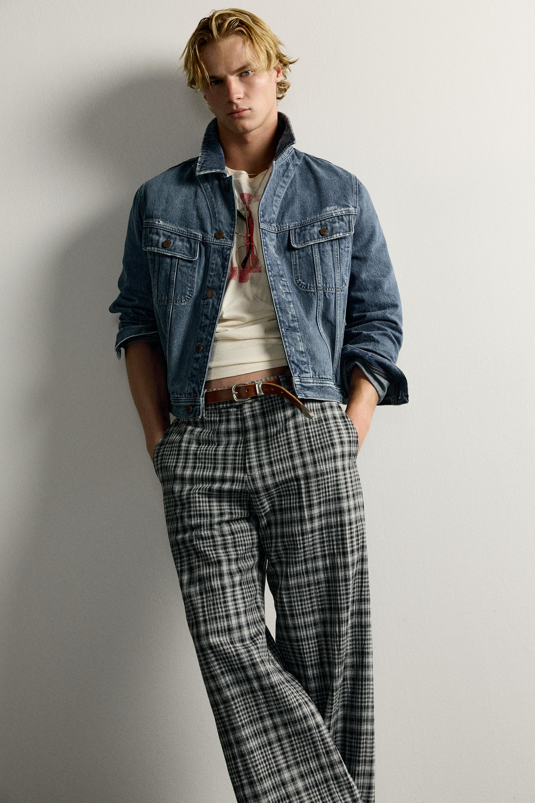 CHECKERED FLARE FIT PANTS