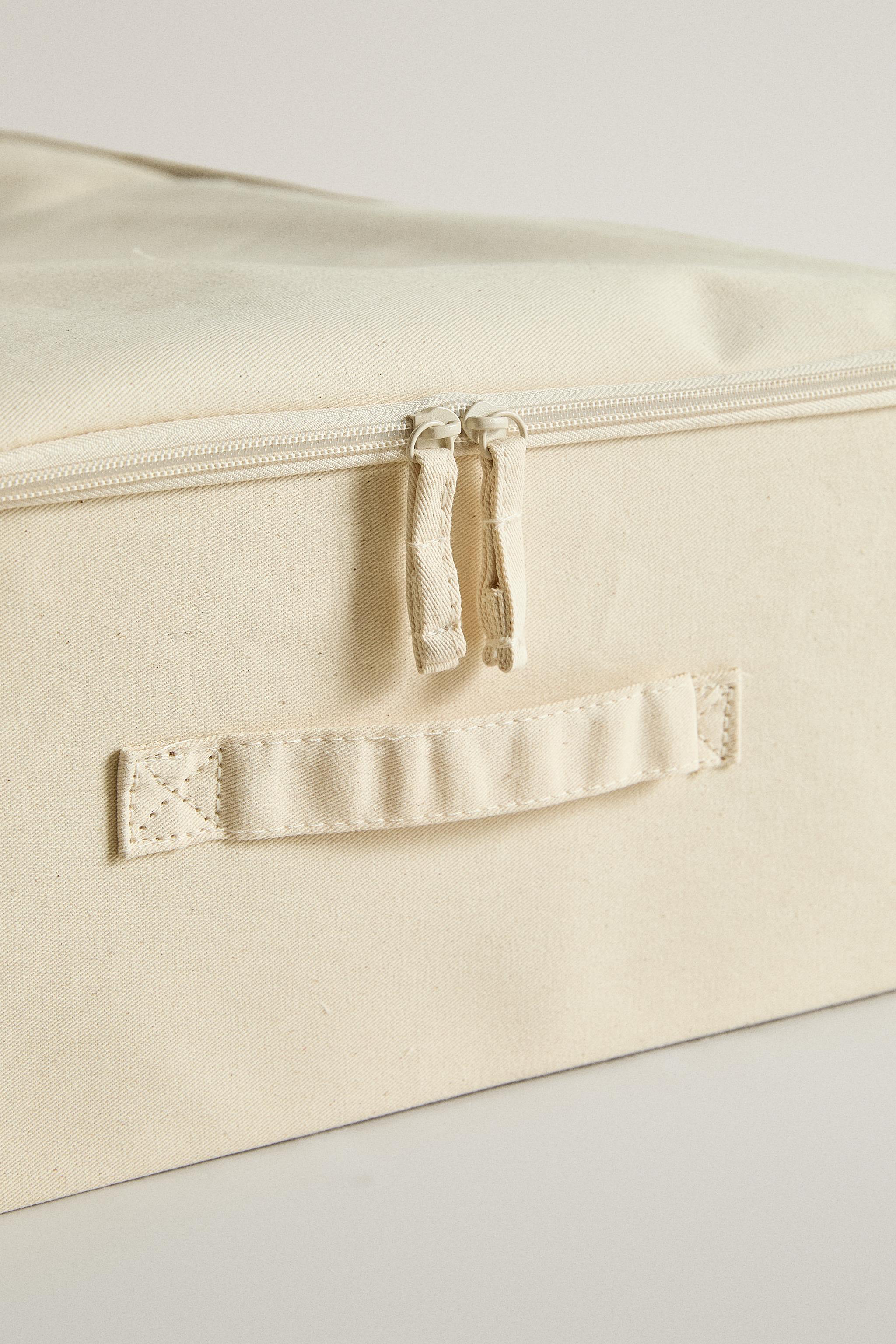 FOLDABLE STORAGE BOX WITH LID