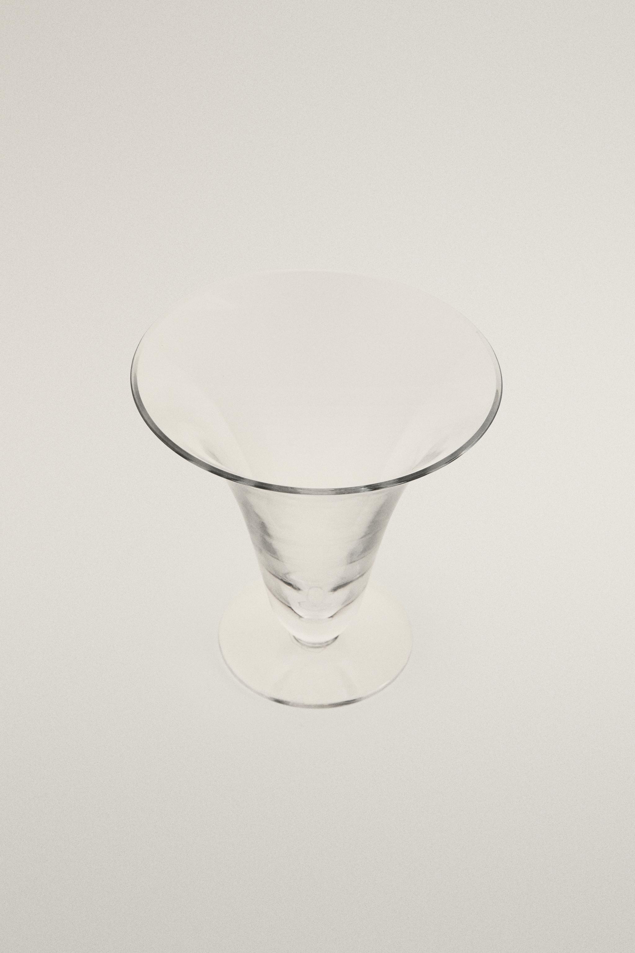 GLASS VASE | STUDIO MARY LENNOX — Transparent