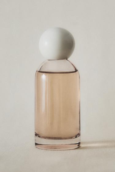 (100 ML) MUSKY LILY AIR FRESHENER SPRAY - Dark plum by Zara - Image 5