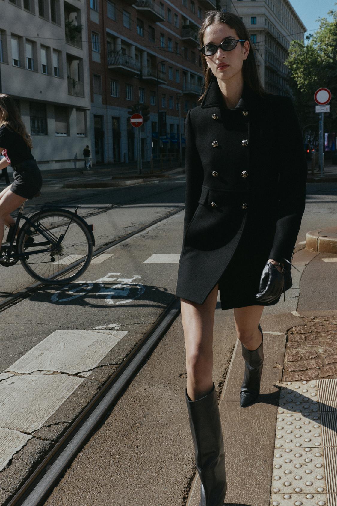 WOOL BLEND DOUBLE BREASTED SHORT COAT