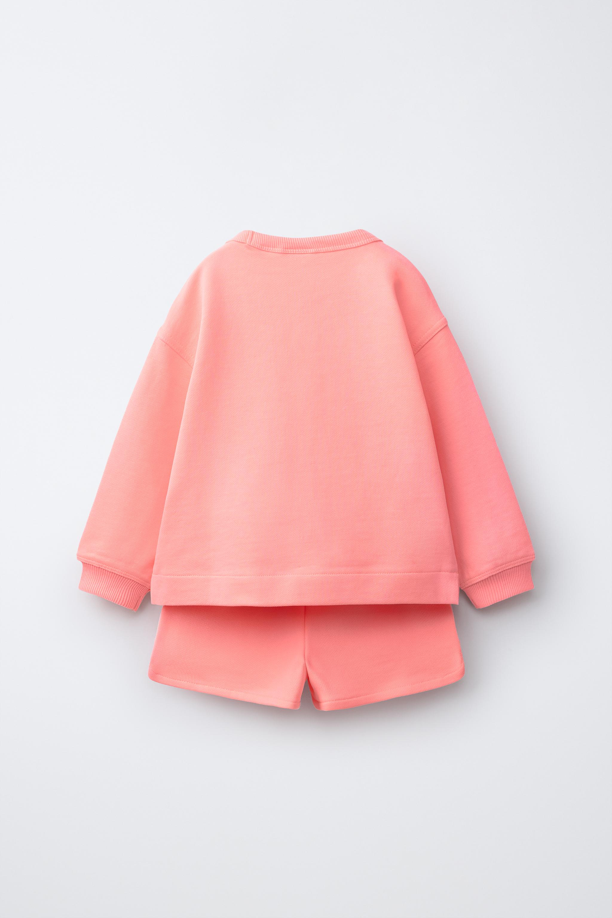 SWEATSHIRT AND RUBBERIZED FLOWER BERMUDA SET