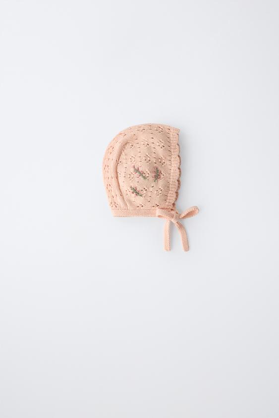 EMBROIDERED FLORAL POINTELLE BONNET - Peach by Zara - Image 0