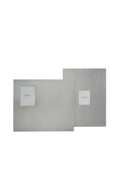 MINIMALISTISCHER BILDERRAHMEN AUS METALL - Silber von Zara