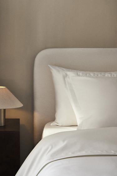 PLEATED COTTON SATEEN PILLOWCASE (1000 THREAD COUNT) - White by Zara - Image 5