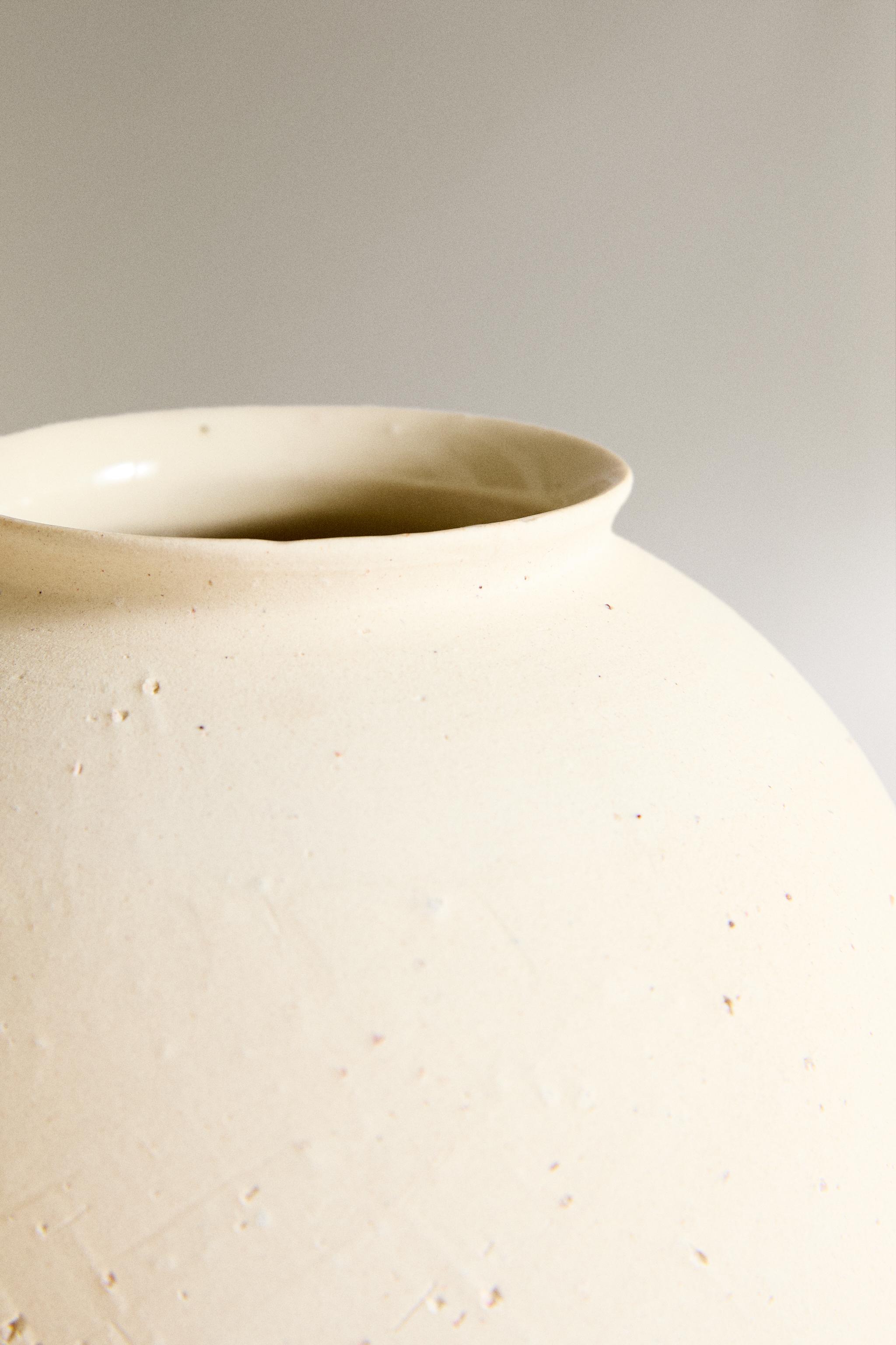 VASE CÉRAMIQUE ARRONDI