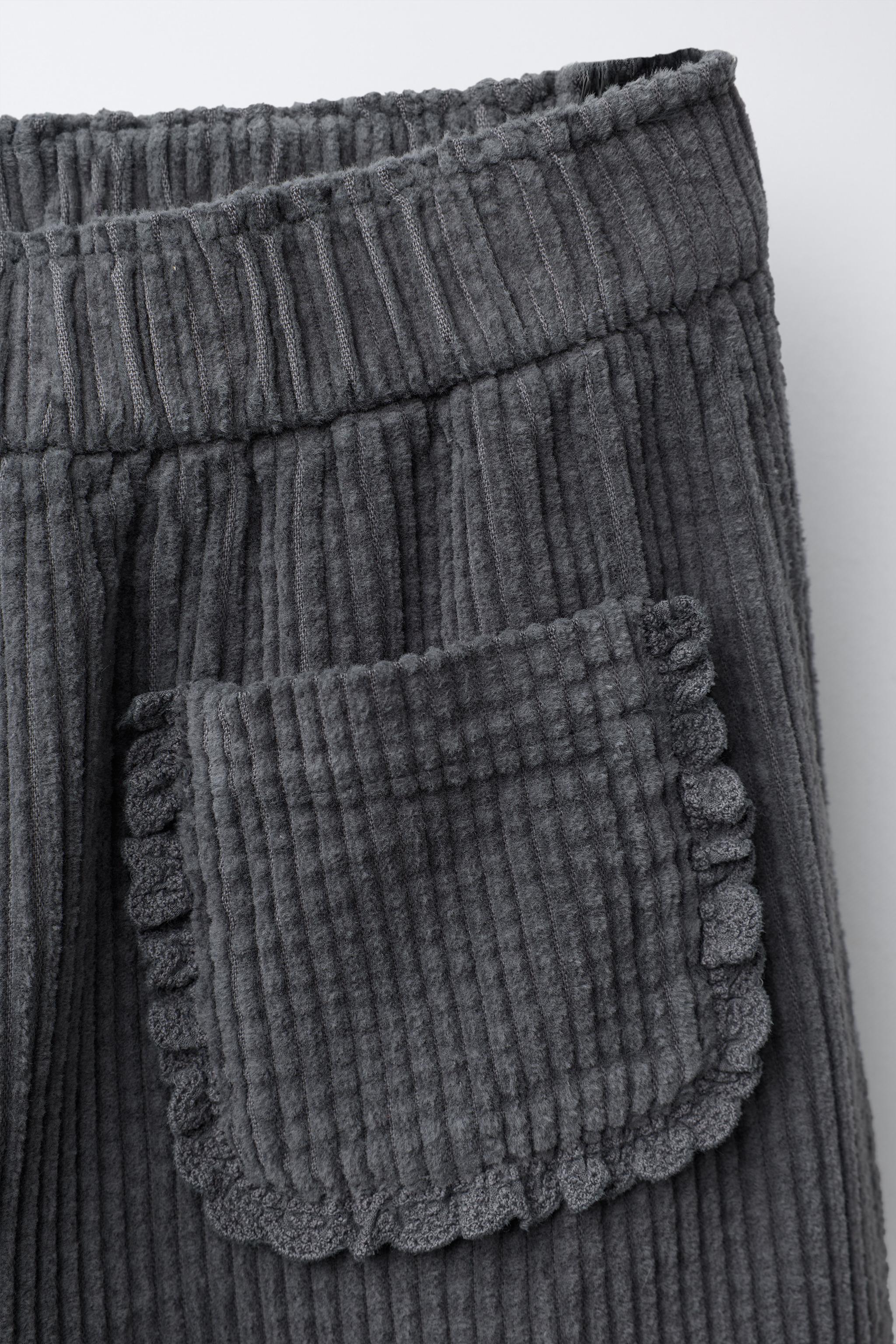 THICK LACE CORDUROY PANTS