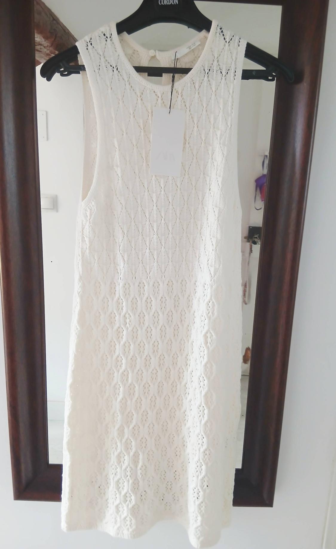 CUTWORK HALTER SHORT DRESS - Image 6