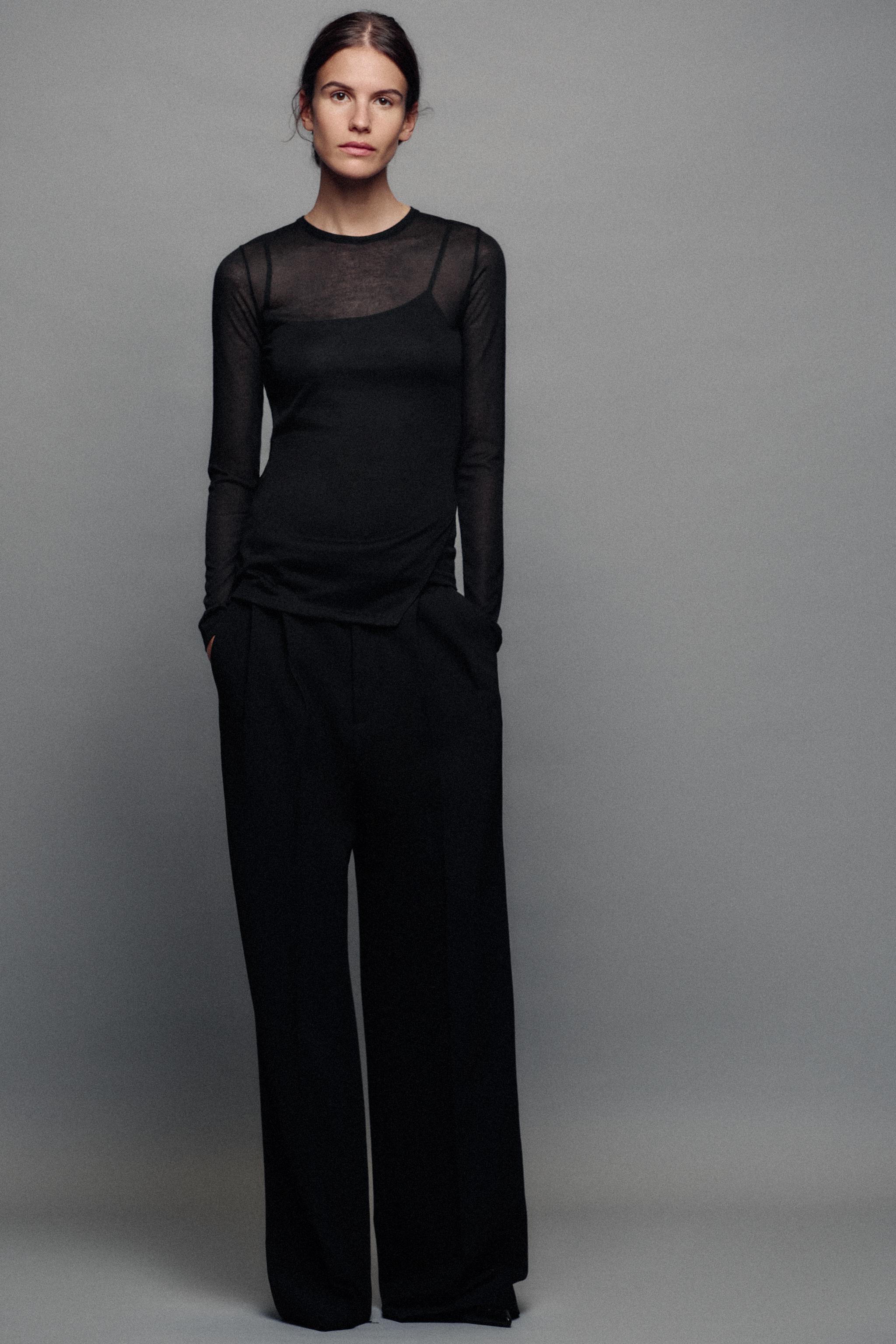DOUBLE LAYER T-SHIRT