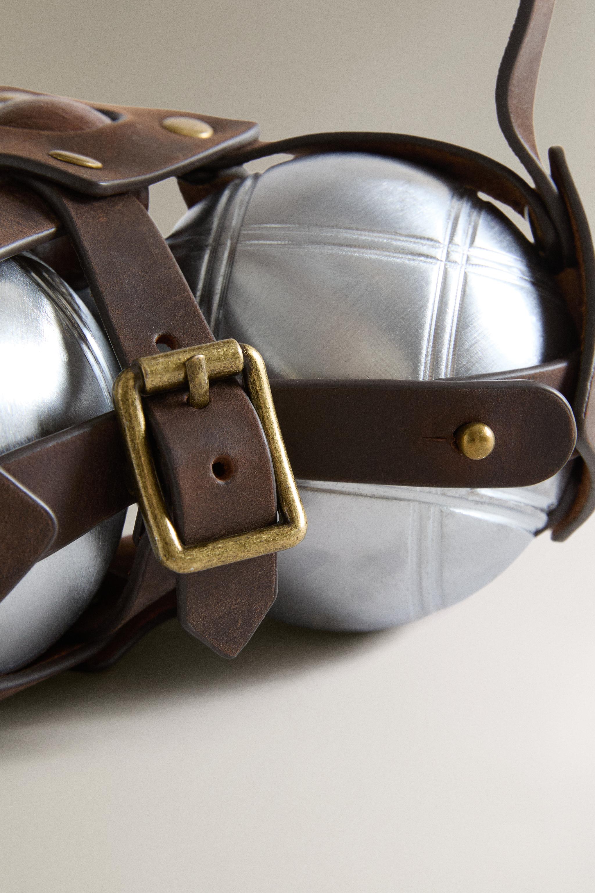 PETANCA LEATHER CASE SET — Printed