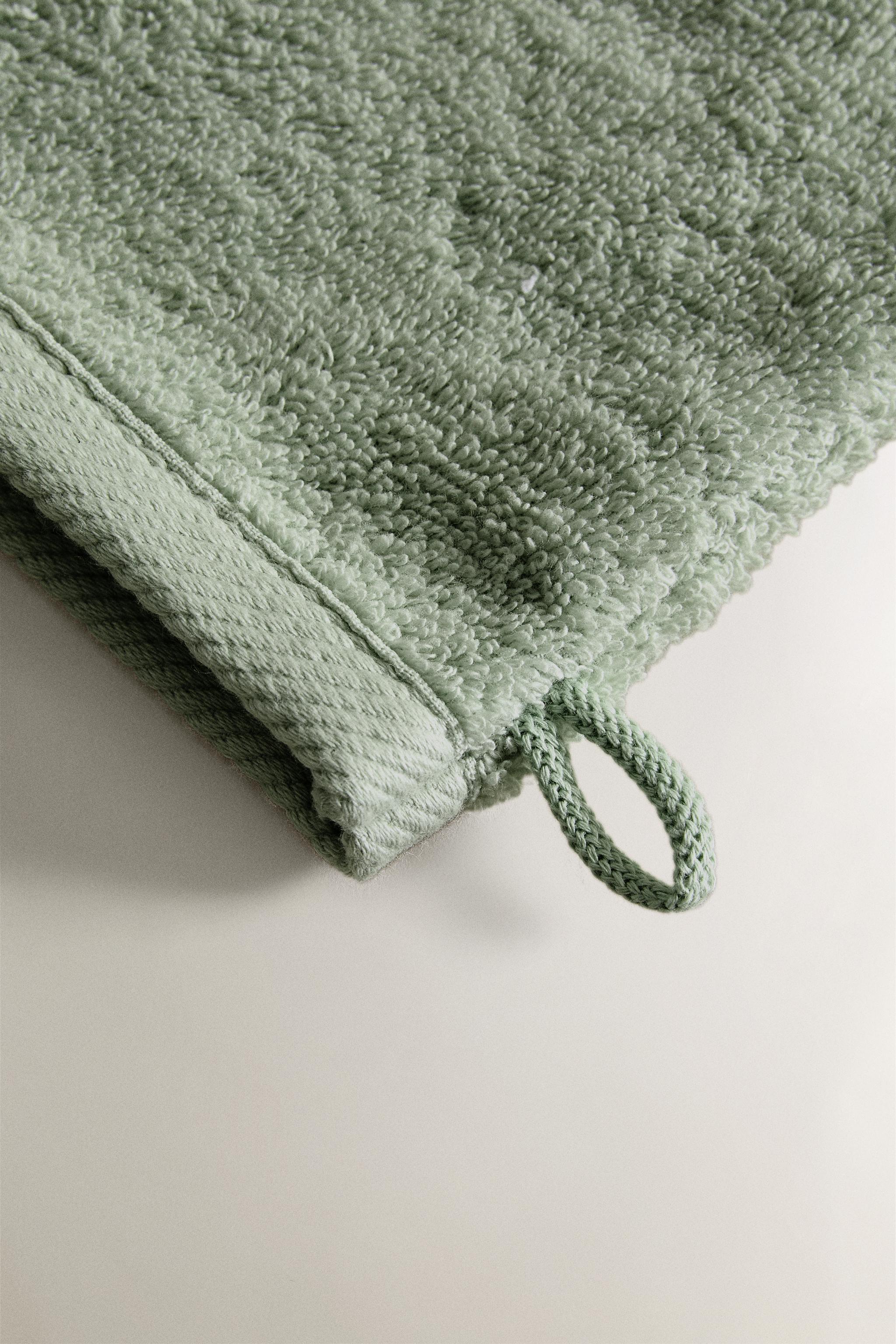 COTTON TERRY BATH MITT