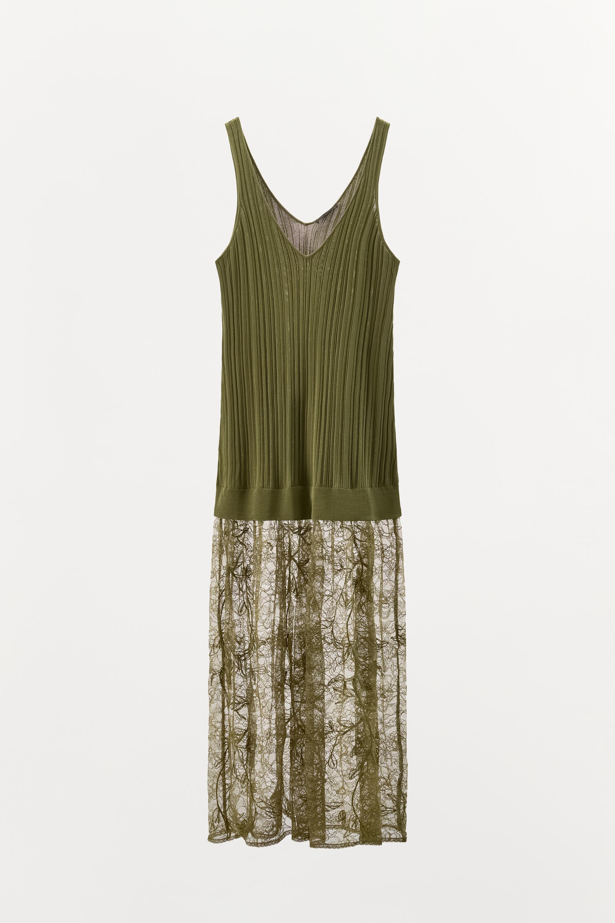 ROBE MI-LONGUE EN MAILLE ET DENTELLE