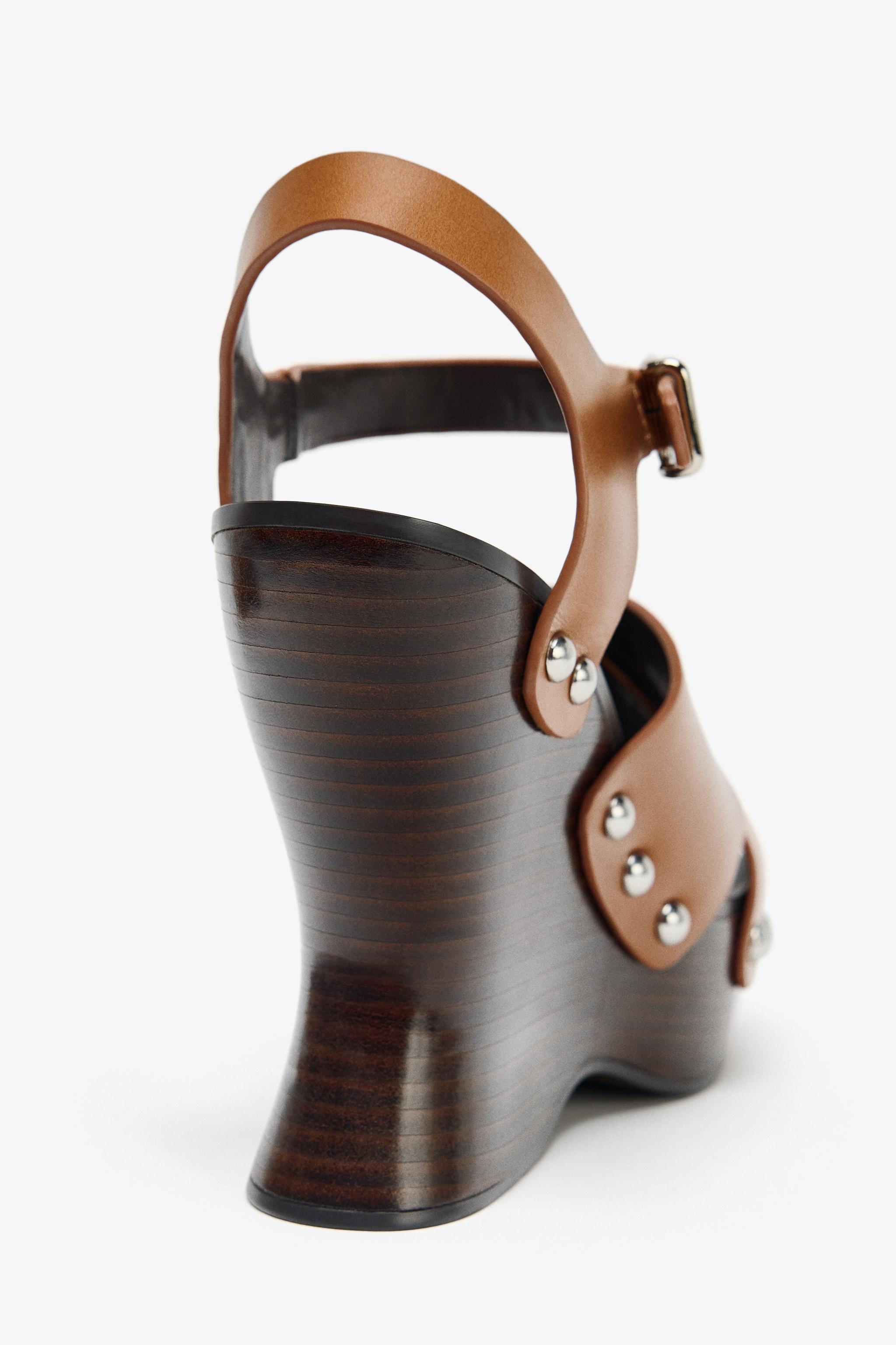 ZARA スタッズ付きレザーウェッジ 1317/610 STUDDED LEATHER WEDGES - Brown | ZARA United States
