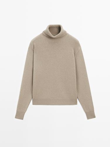 Jersey cuello alto mezcla lana - 897 de Zara