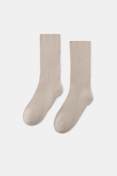 CALCETINES ALTOS RIB - Beige de Zara