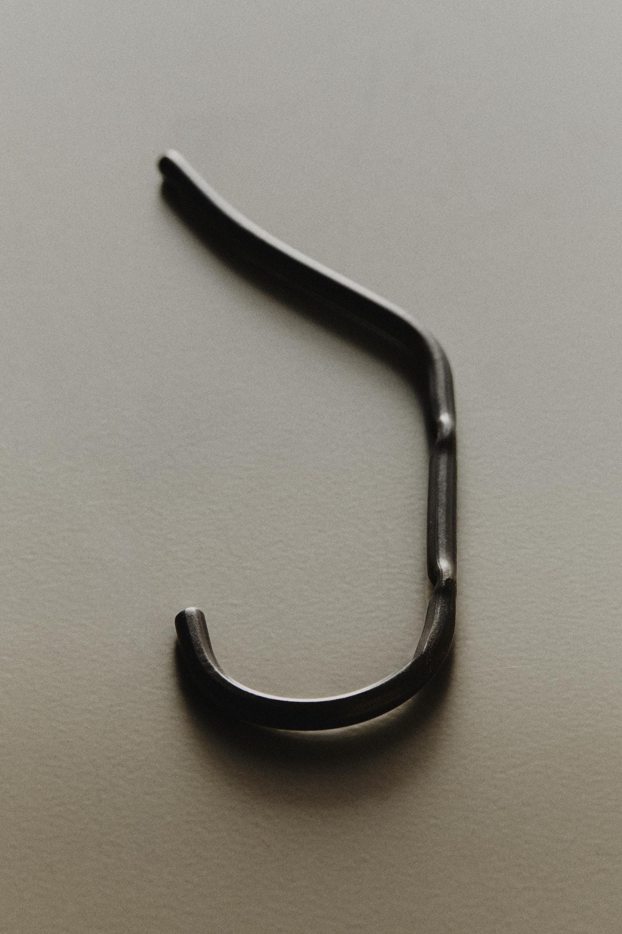 DARK METAL LARGE HOOK PACK (SET OF 2) — Black