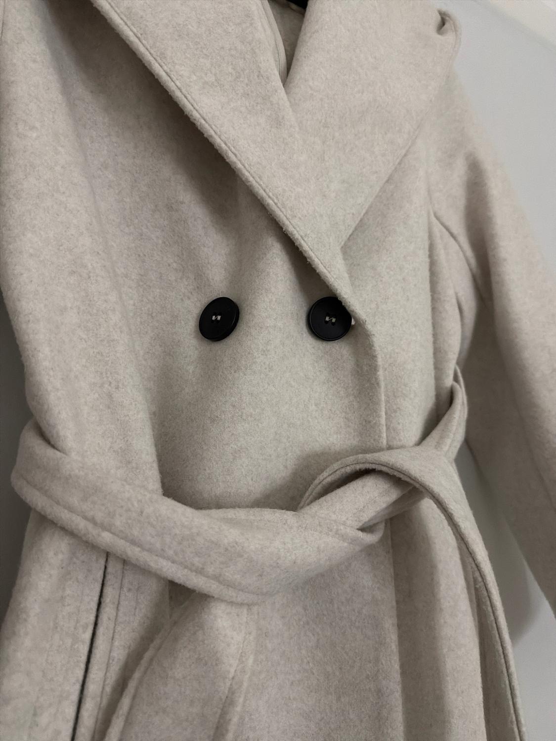 SOFT HOODED BELTED COAT - Image 4