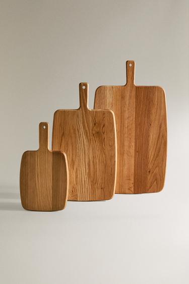WOODEN CUTTING BOARD - Light beige by Zara