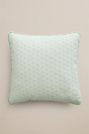 FLORAL EMBROIDERED THROW PILLOW COVER — Pastel green 1