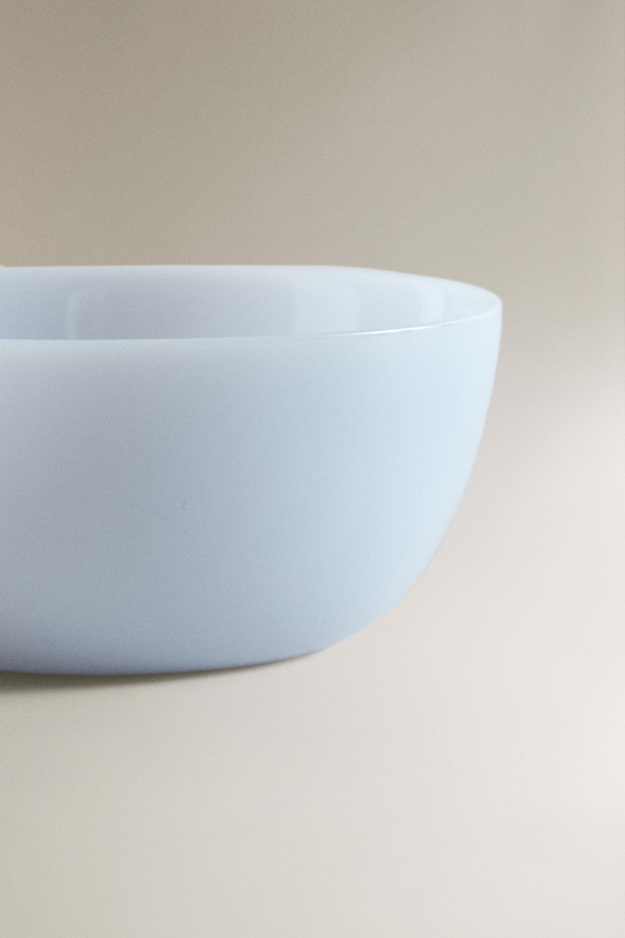 GLASS BOWL