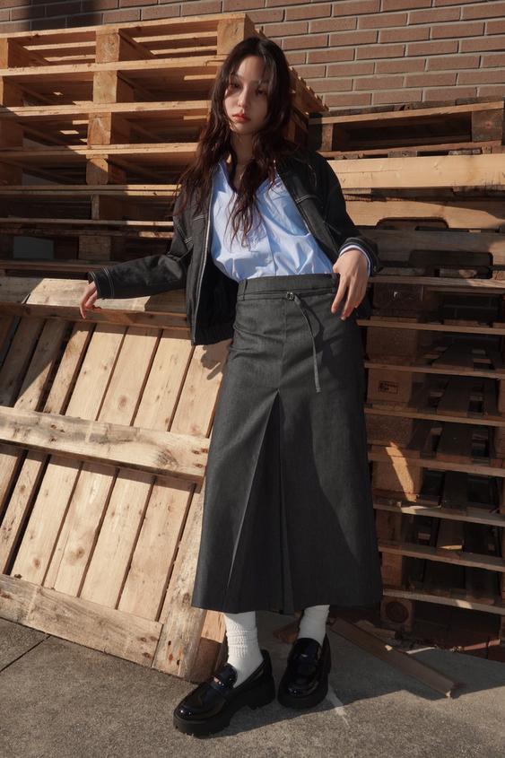 デニム風ベルト付きミディ丈スカート - インディゴブルー | ZARA Japan  