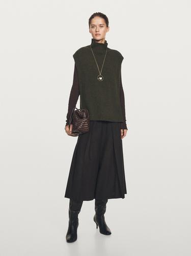 Zara Sleeveless high neck sweater - Green
